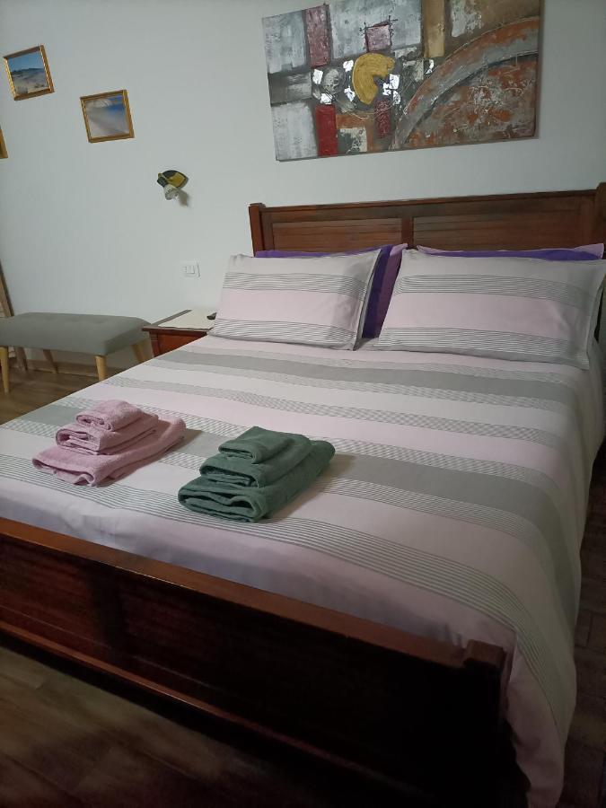 Bed And Breakfast Raggio Di Sole Iglesias Kültér fotó