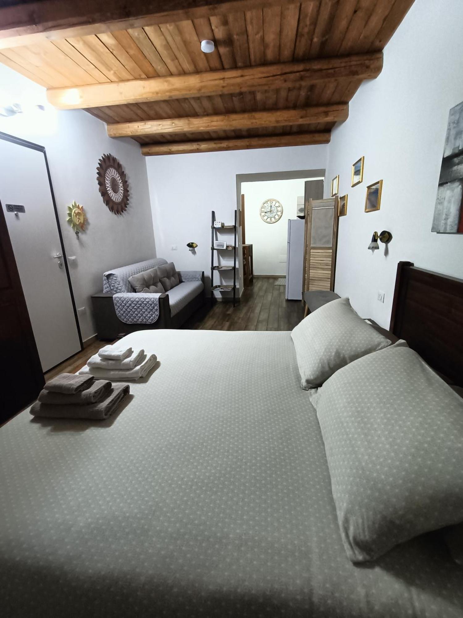 Bed And Breakfast Raggio Di Sole Iglesias Kültér fotó