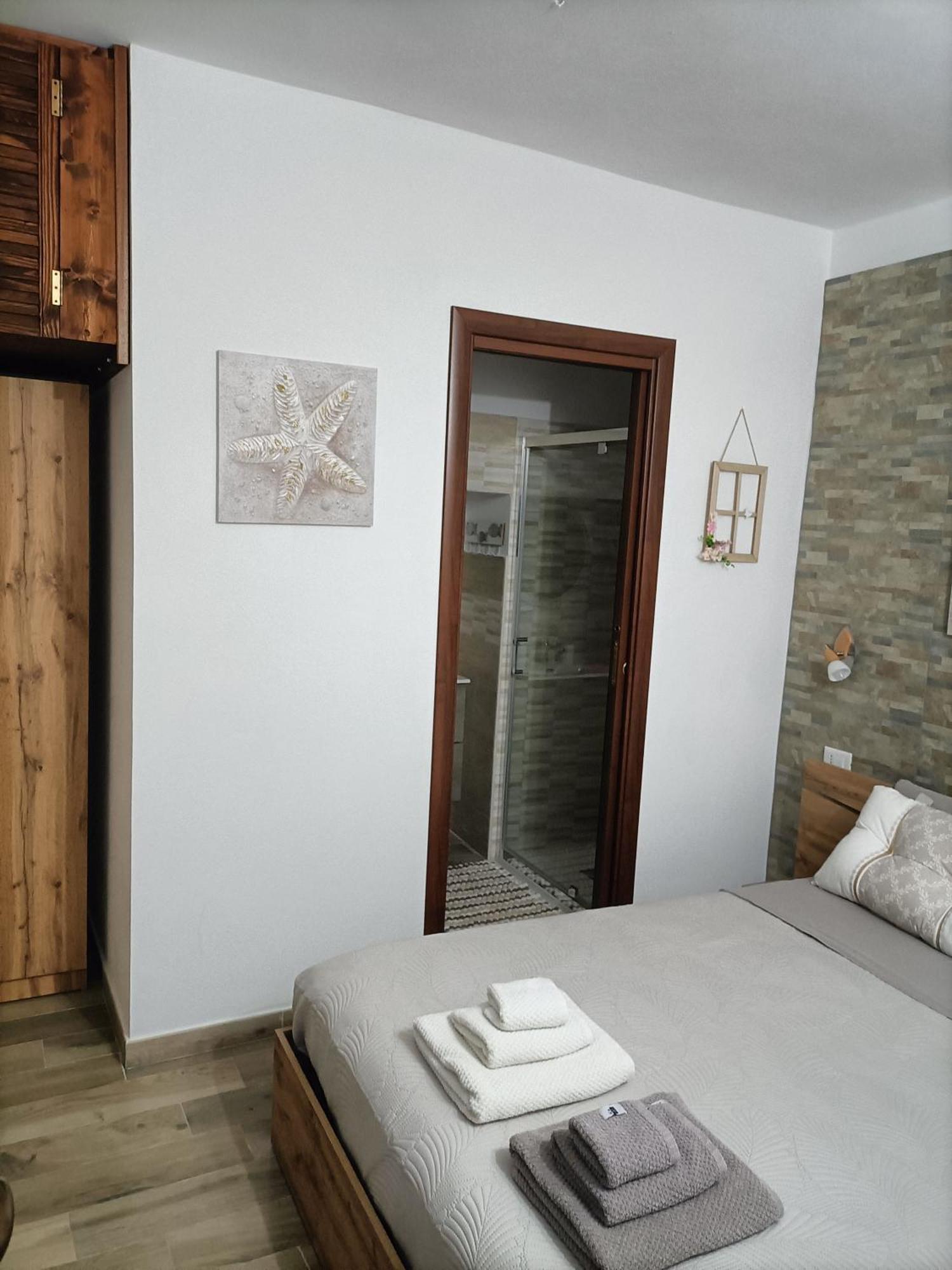 Bed And Breakfast Raggio Di Sole Iglesias Kültér fotó