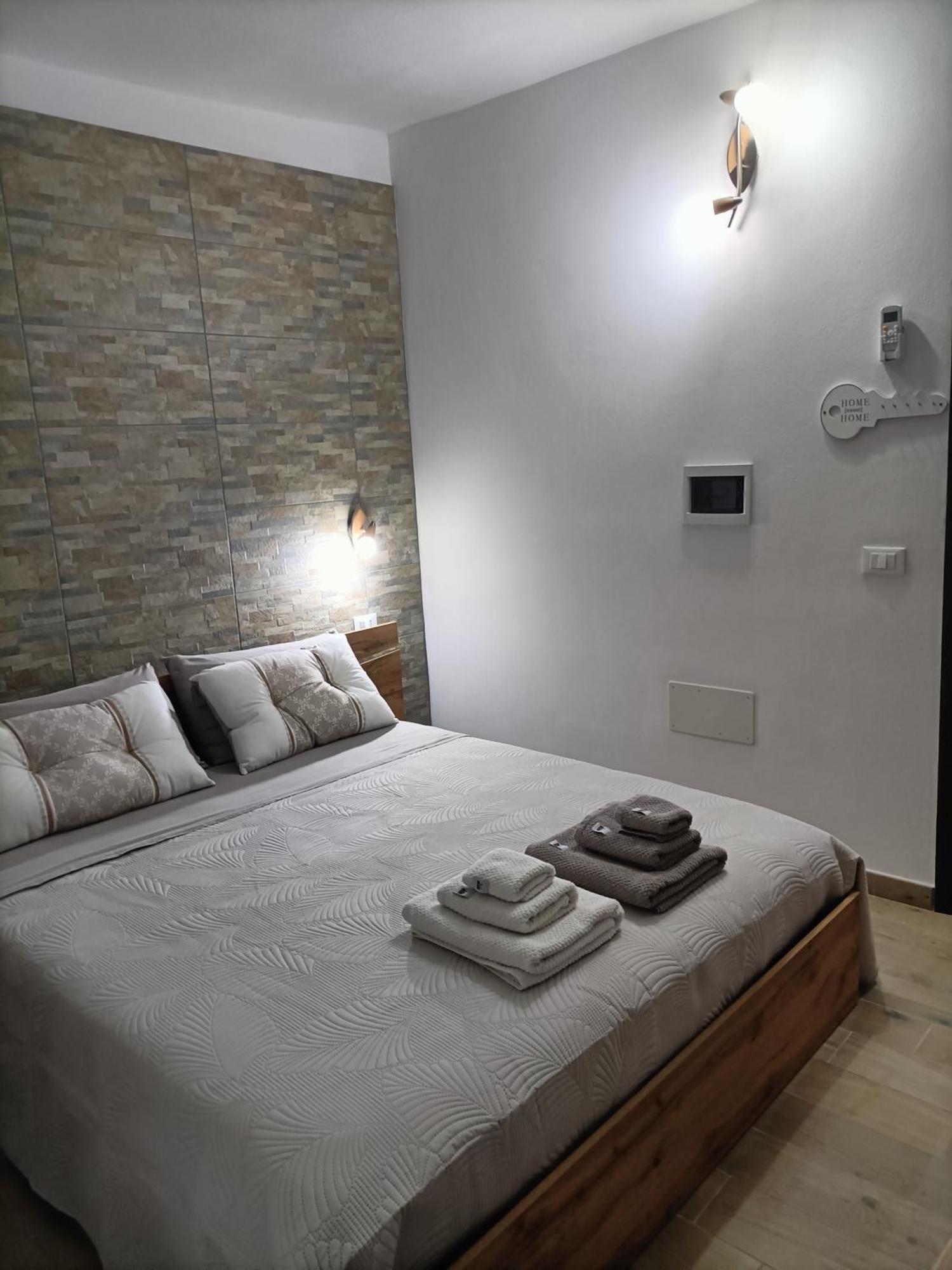 Bed And Breakfast Raggio Di Sole Iglesias Kültér fotó